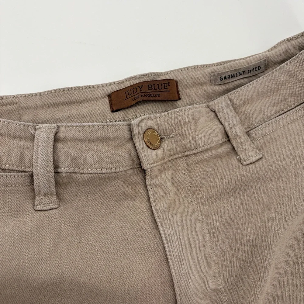 Judy Blue Jeans Womens 11/30 Beige Garment Dyed Wide Leg Crop High Waist Raw Hem